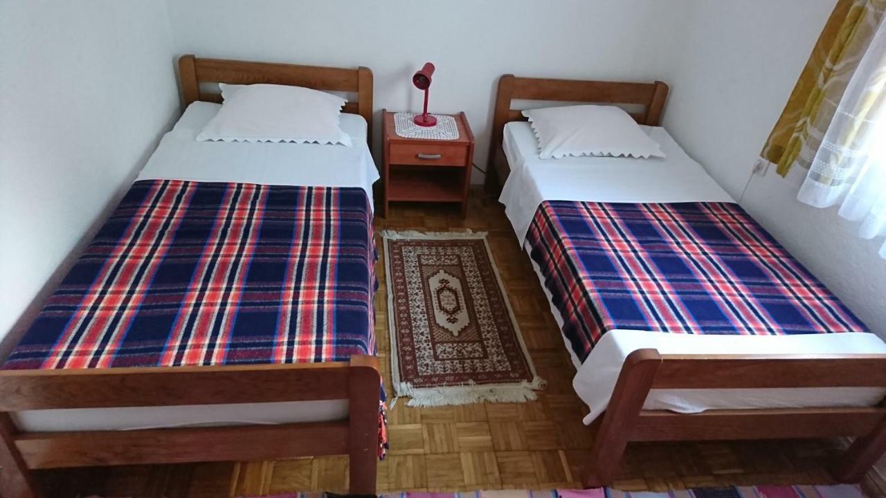 Apartmani Kocka Primošten Exterior foto